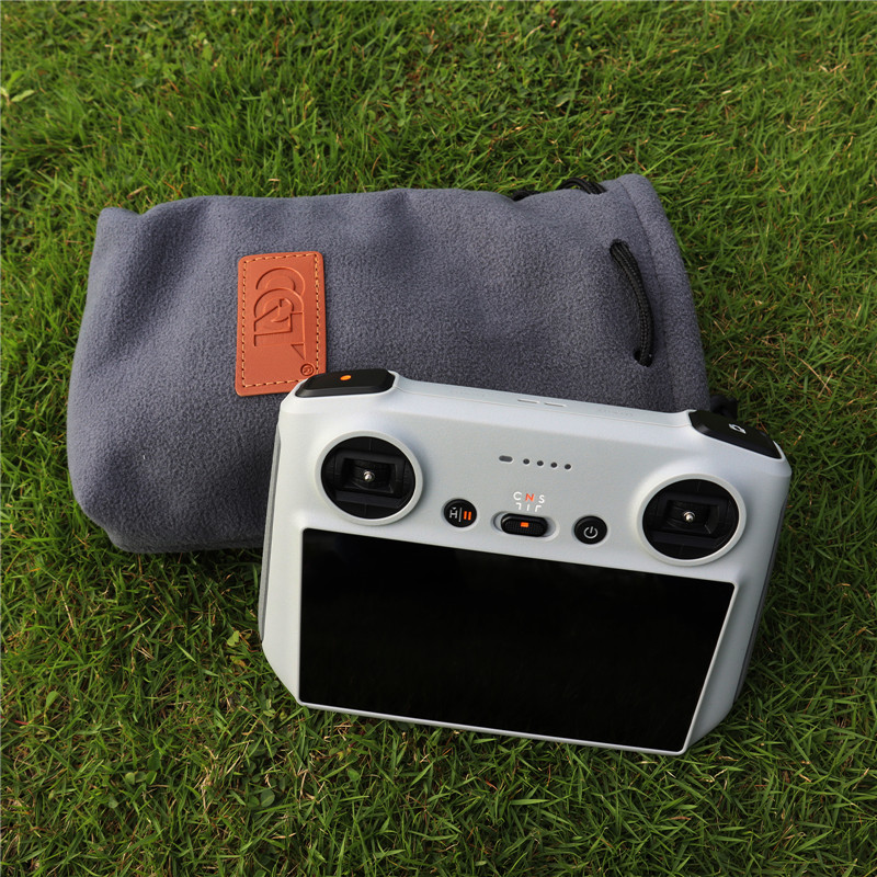 Custodia in peluche per DJI Mi - Drone Joystick Cover recensione e prezzo